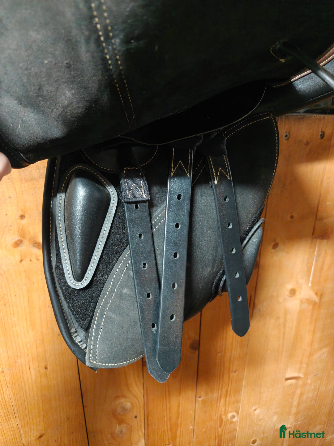 Sadlar hästutrustning till salu: Lippo Smart 15" i Larv - Annons 3