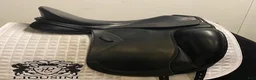 Sadlar hästutrustning till salu: Dressyrsadel KenTaur Elektra 17,5" i Uppsala - Annons 1