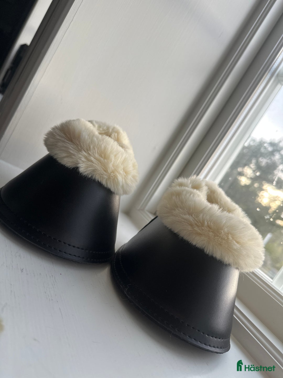 Benskydd hästutrustning till salu: Helt sprillans nya boots! i Söderhamn - Annons 1