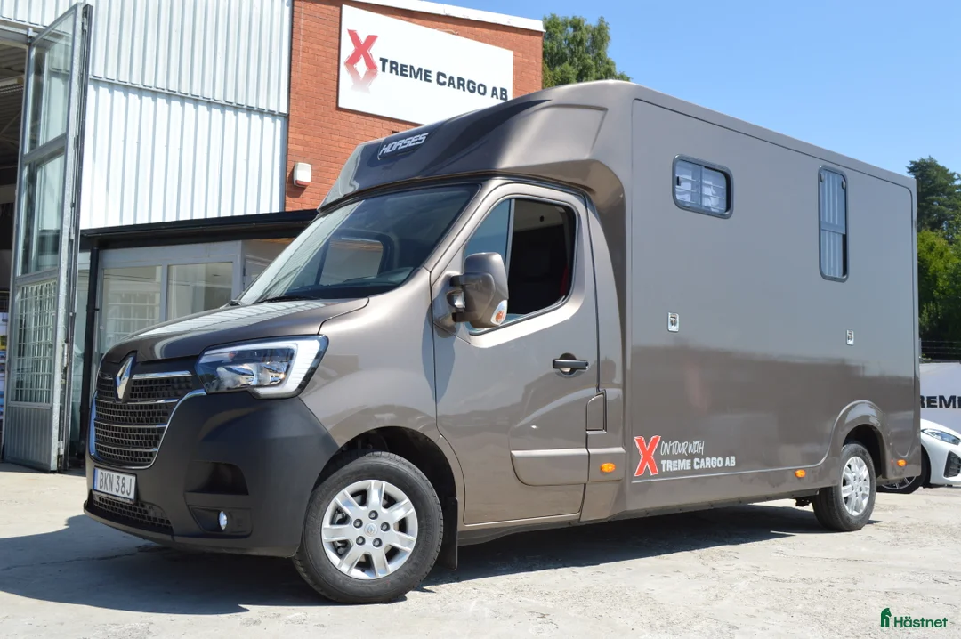 Hästlastbilar  fordon & transport till salu: Ameline Stuteri 2025 i Kvicksund - Annons 1