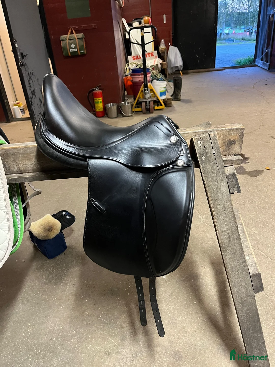 Sadlar hästutrustning till salu: Prestige x-Helen 16" - Annons 4