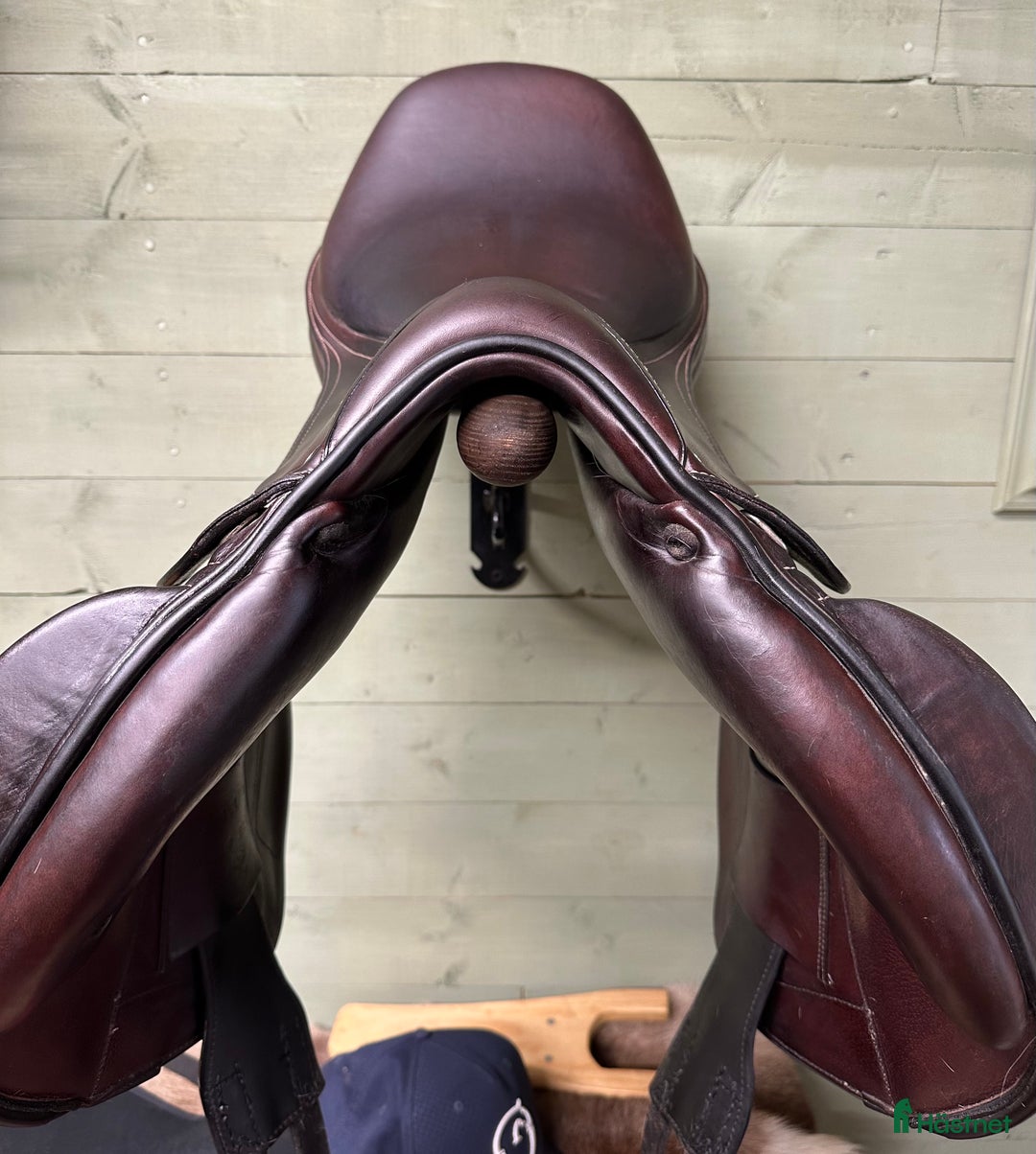 Sadlar hästutrustning till salu: Enkelkåpad Equiline i Enköping - Annons 4