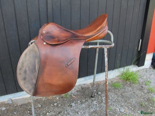 Sadlar hästutrustning till salu: Billiga sadlar i Bollebygd - Annons 4