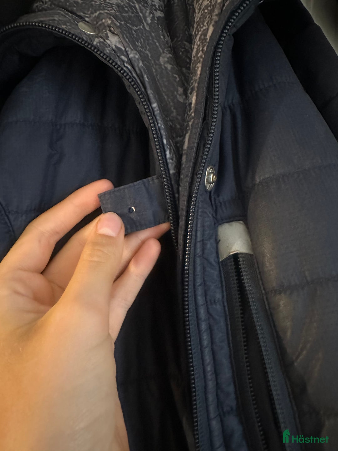 Jackor & Kavajer ryttarutrustning till salu: Uhip vinterjacka i Vendelsö - Annons 2