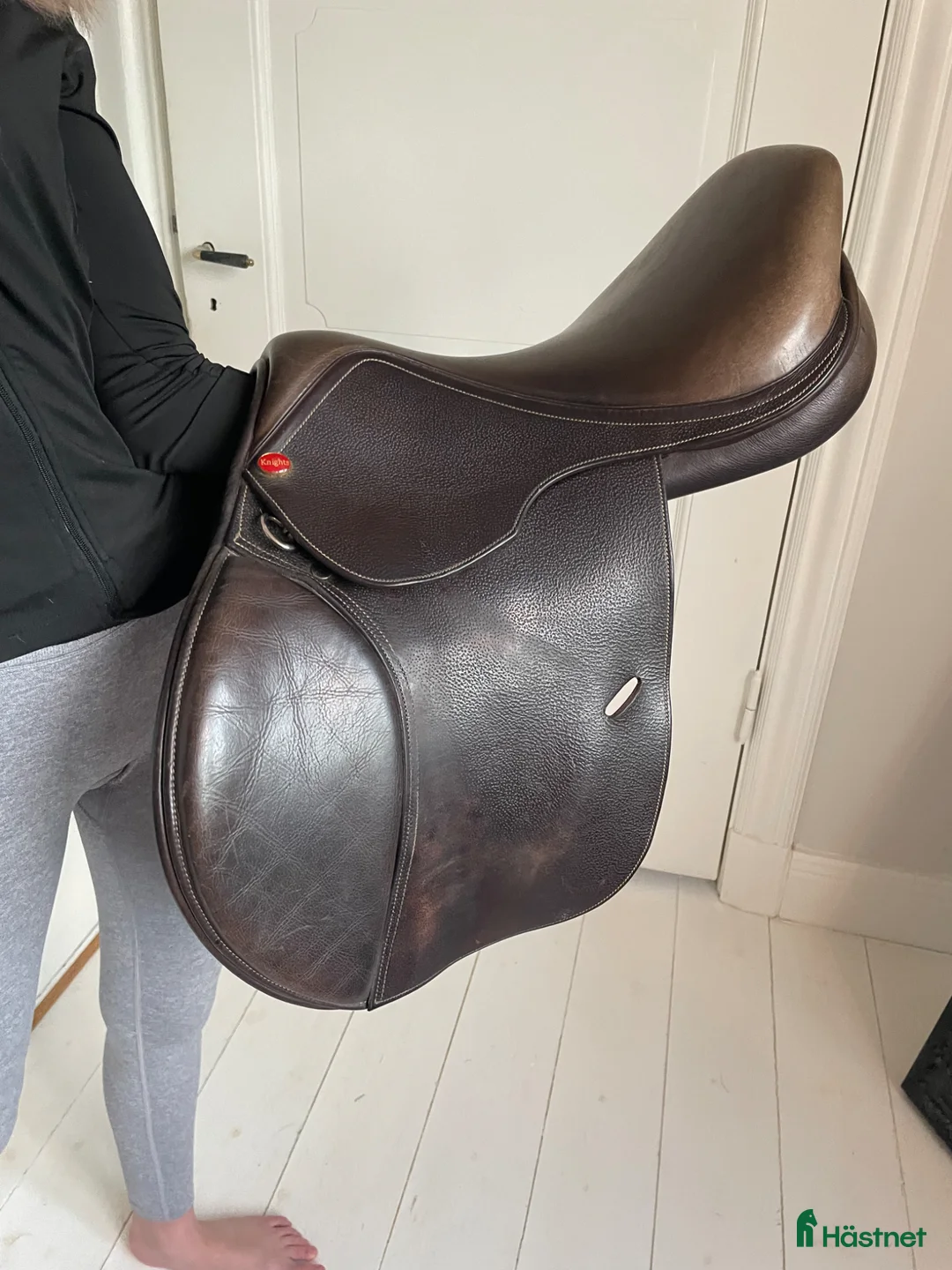 Sadlar hästutrustning till salu: Hoppsadel Knight Sir Walter - Annons 2