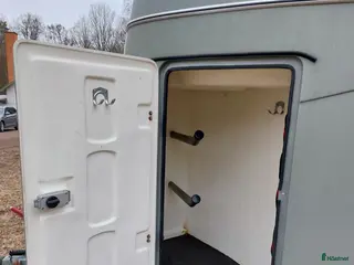 Hästtransporter fordon & transport till salu: Hästtransport - Annons 12