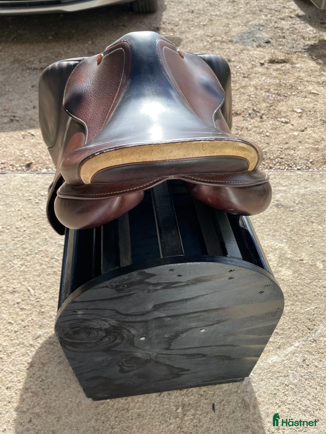 Sadlar hästutrustning till salu: Hoppsadel prestige i Skövde - Annons 4