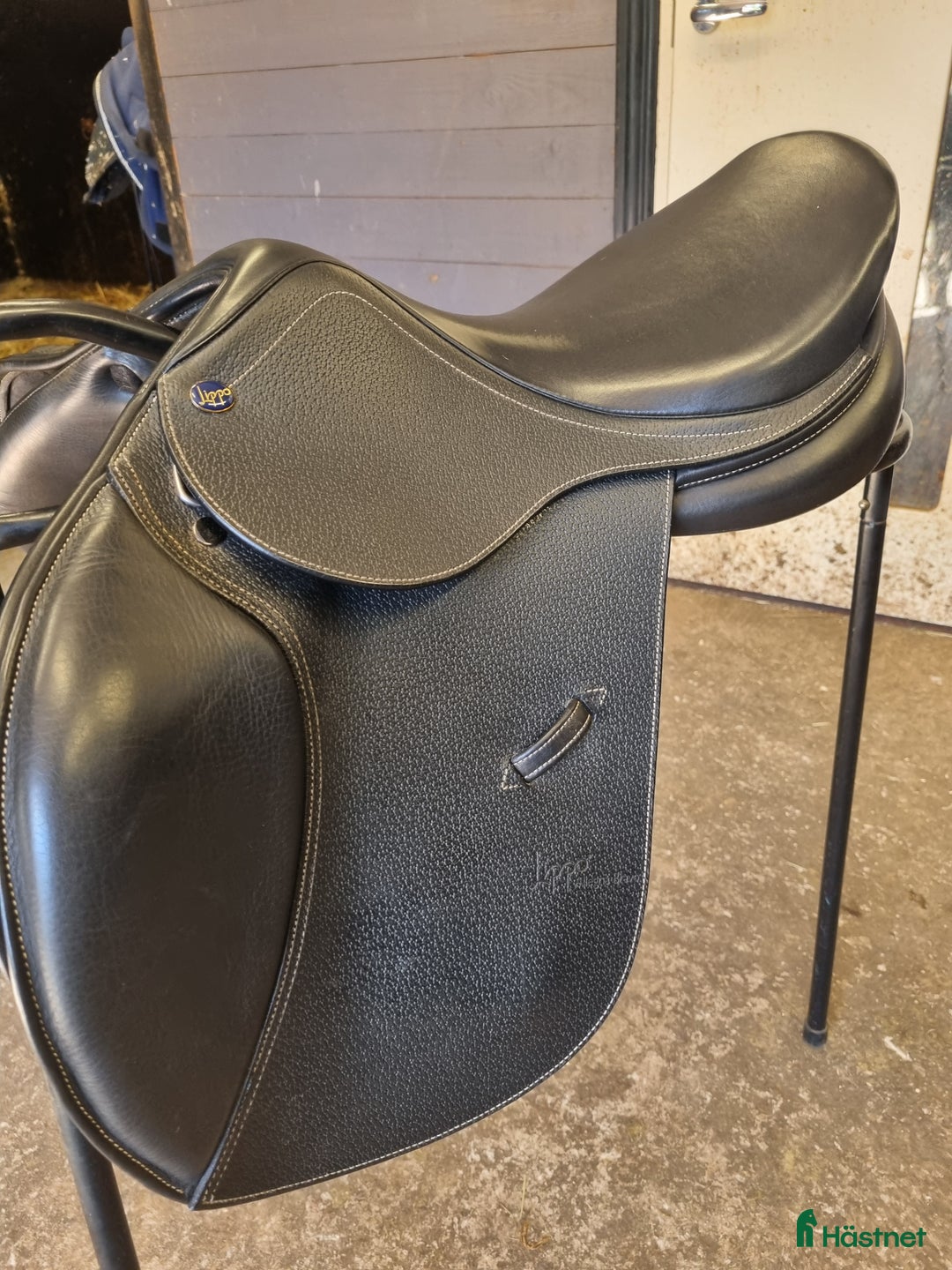 Sadlar hästutrustning till salu: Lippo Allegria Brauo  i Istorp - Annons 1