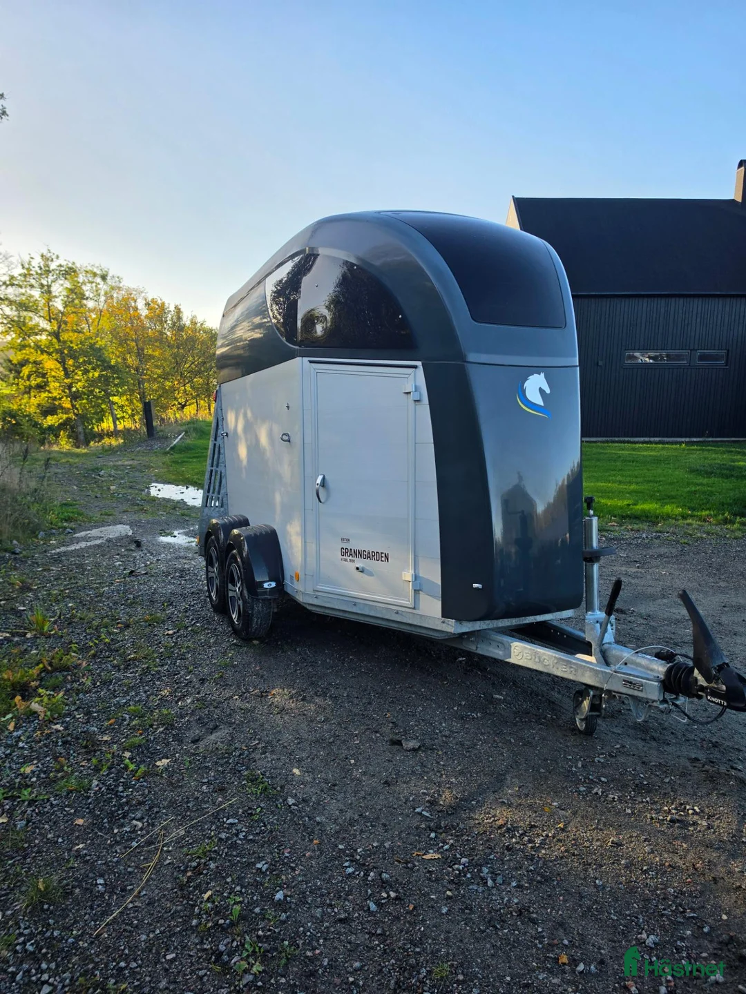 Hästtransporter  fordon & transport till salu: Clear Round ALU i Säve - Annons 1