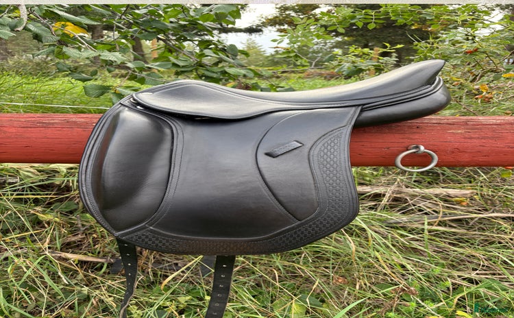 Sadlar hästutrustning till salu i Vaxholm - Annons 4