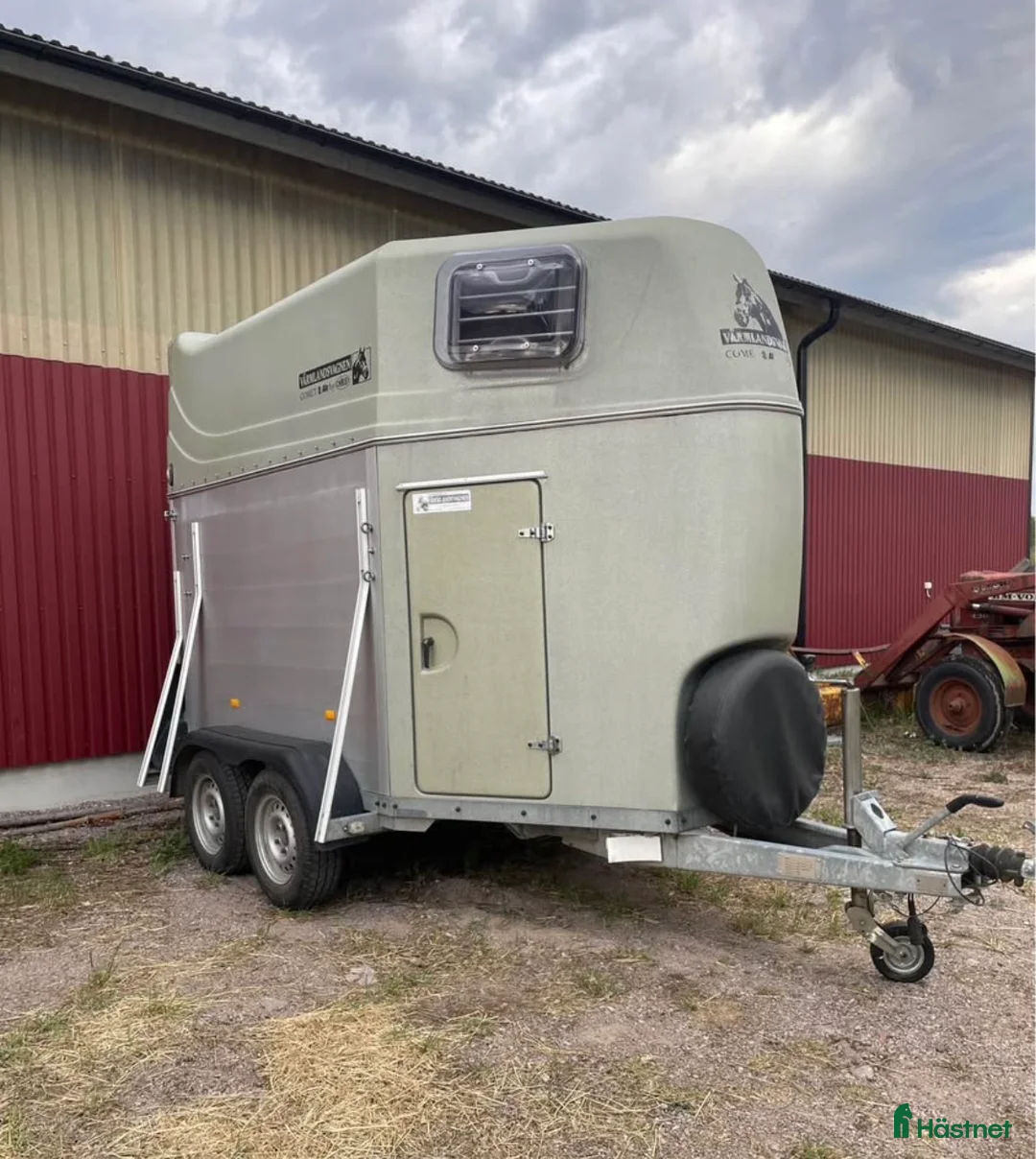 Hästtransporter  fordon & transport till salu: ”Underhållsfri” transport - Annons 2