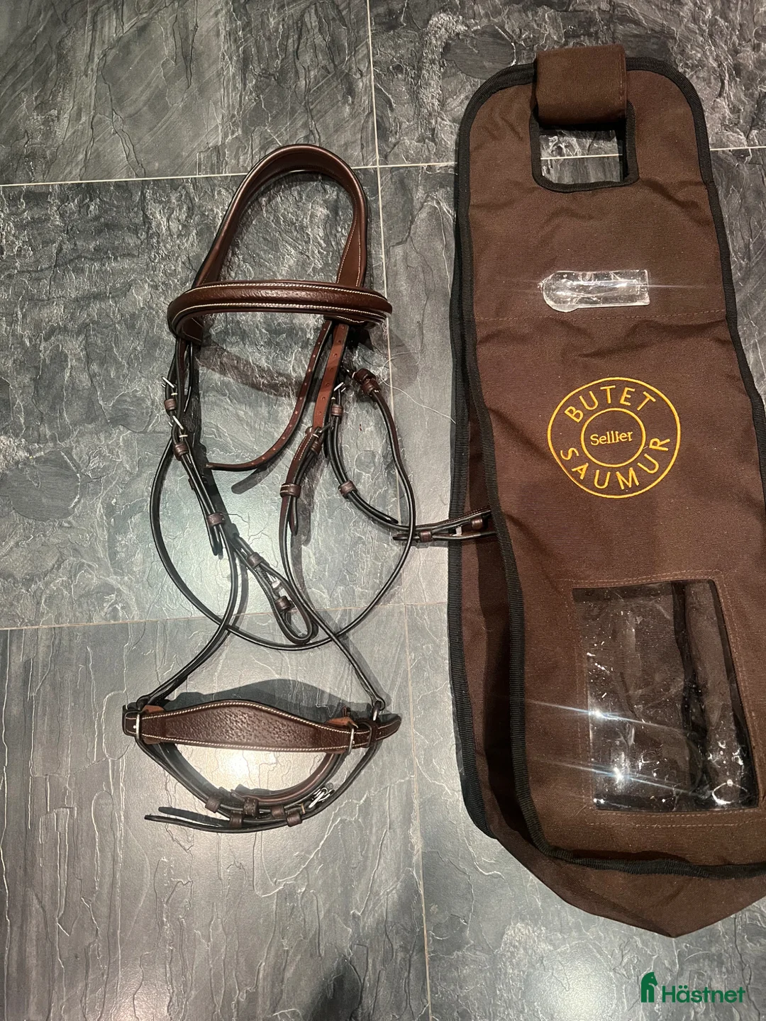 Träns hästutrustning till salu: Butet, träns & förbygel säljes  i Gislaved - Annons 1