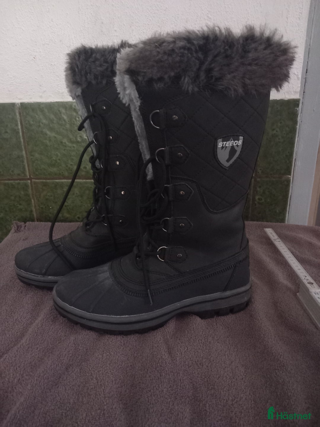 Ridstövlar ryttarutrustning till salu: Stall/ridstövlar s37 i Klässbol - Annons 1