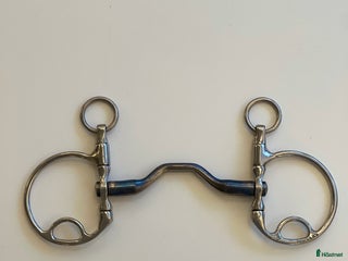 Bett hästutrustning till salu: Bombers bett i Ingarö - Annons 13