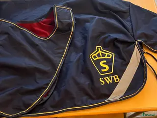 Täcken hästutrustning Swb Ländtäcke nyskick - Annons 1