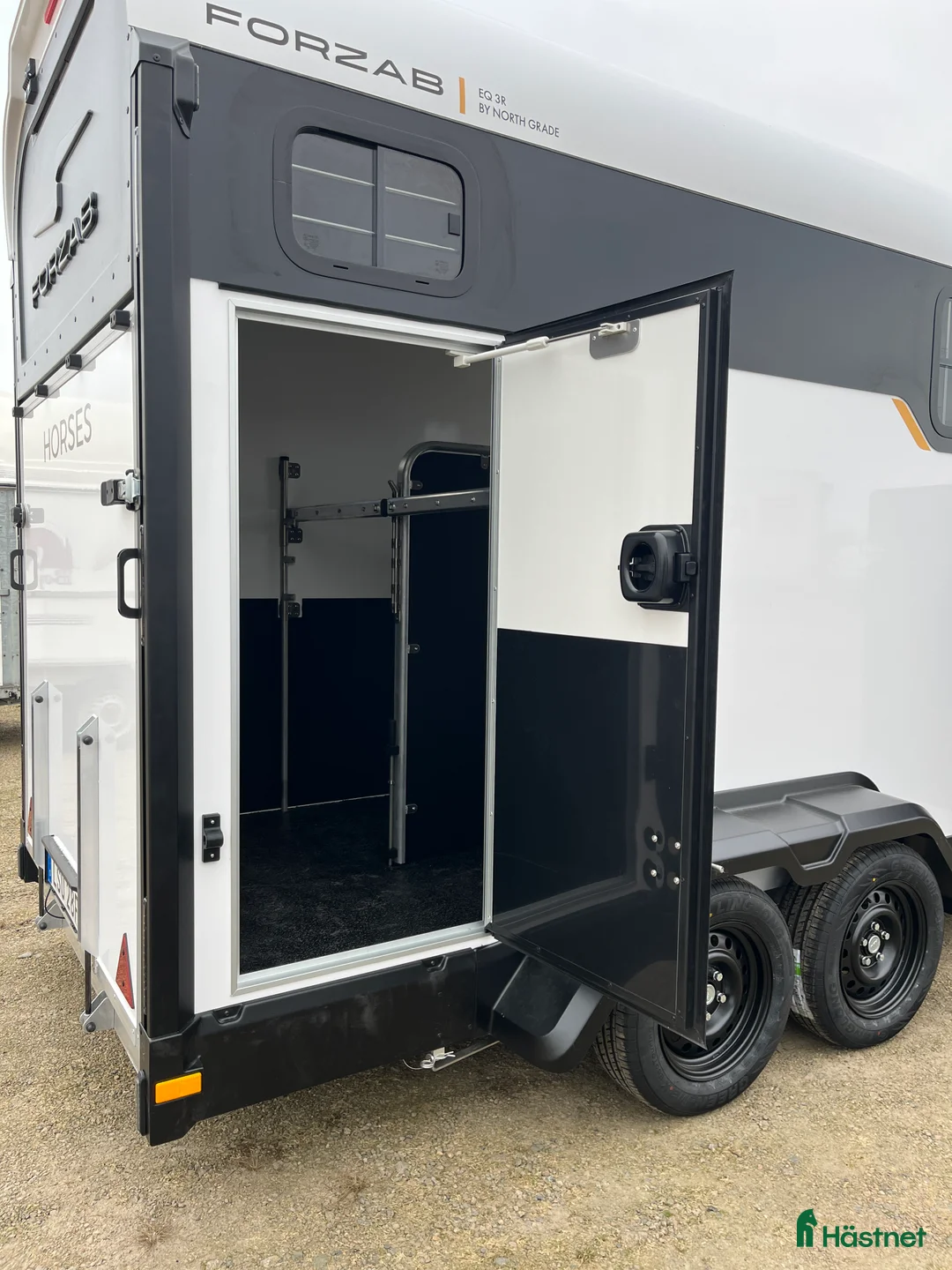 Hästtransporter  fordon & transport till salu: Forzab EQ3R Finns i lager! i Klippan - Annons 5