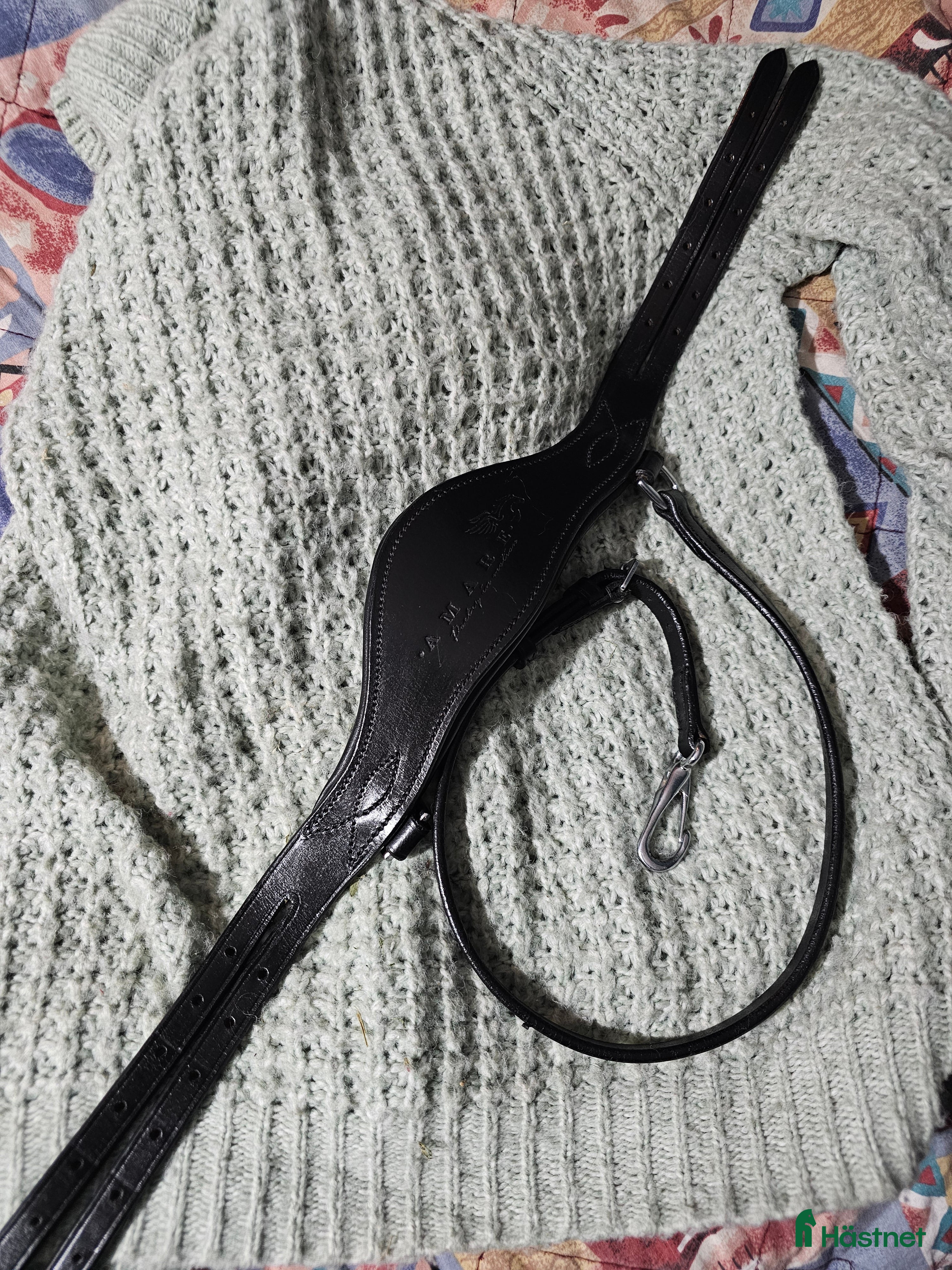 Träns hästutrustning till salu: Svart nackstycke Amare strl Ponny i Söråker - Annons 20