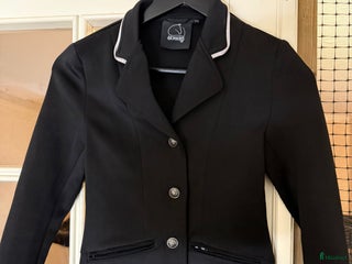 Jackor & Kavajer ryttarutrustning till salu: Exklusiv Tävlings Ridkavaj stl 140 i Linköping - Annons 3