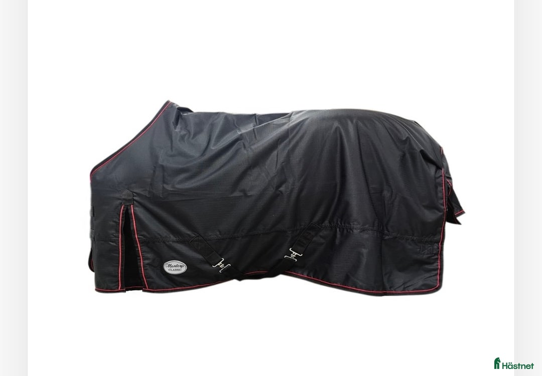 Täcken hästutrustning till salu: Regn, vintertäcke, 75cm, 100g fyllning, 600D - Annons 1