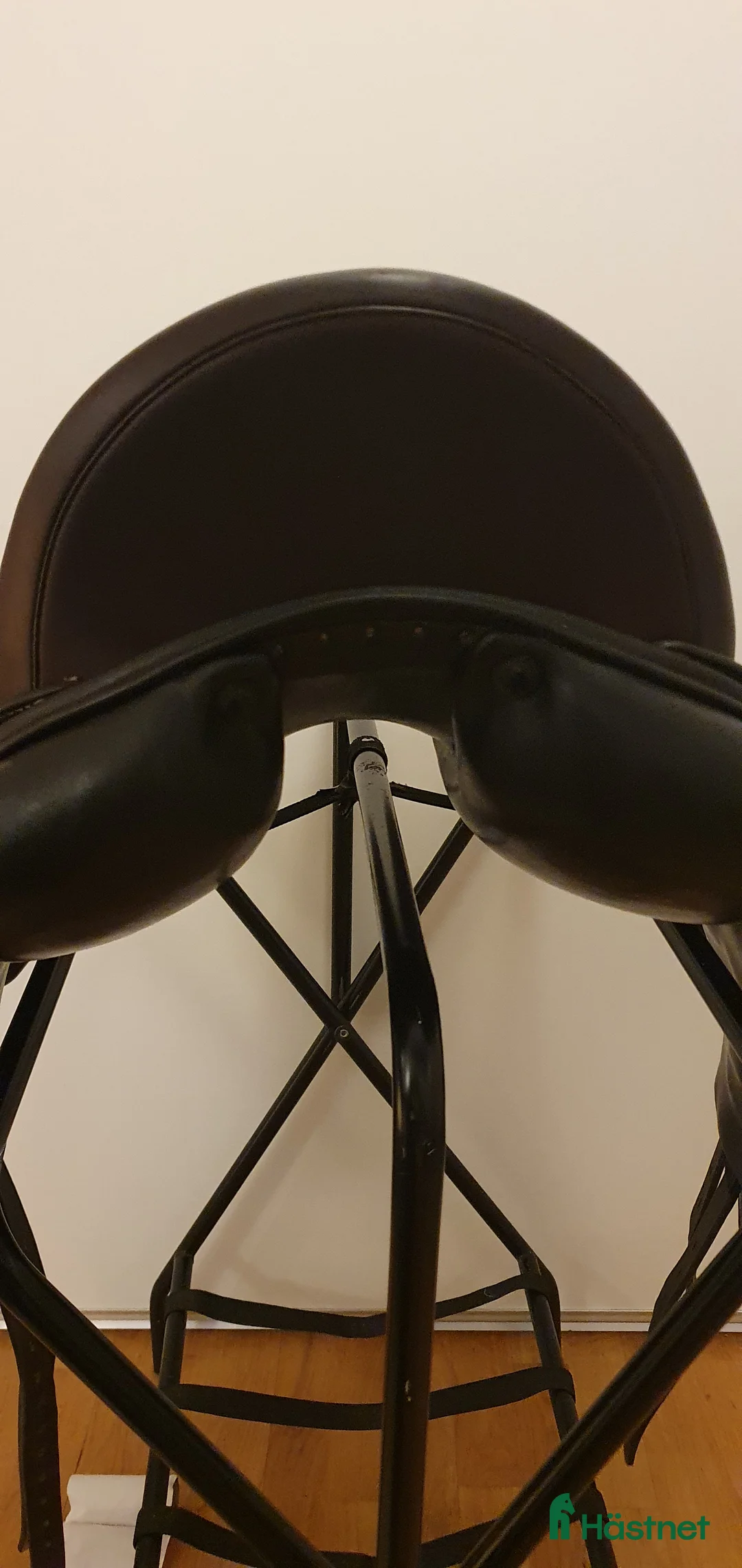 Sadlar hästutrustning till salu: Amerigo Siena 16,5 i Gnesta - Annons 5