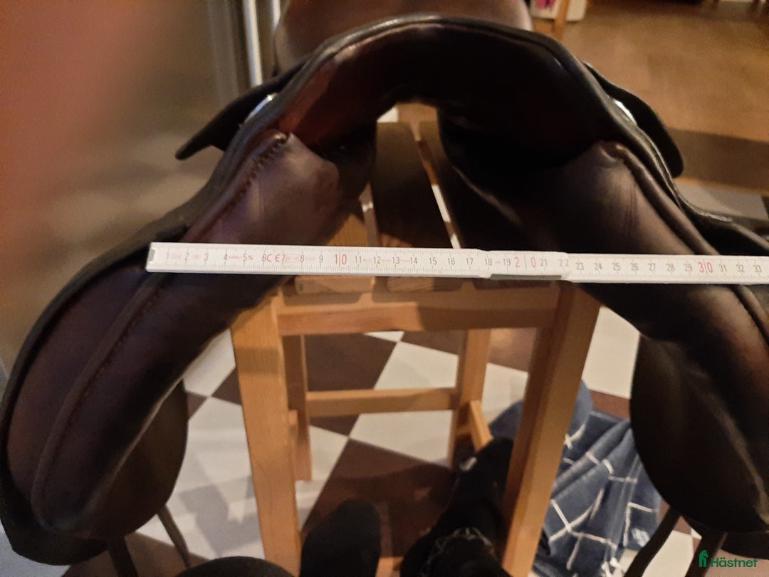 Sadlar hästutrustning till salu: Passier optimum dressyr, 17, vid i Svedala - Annons 5