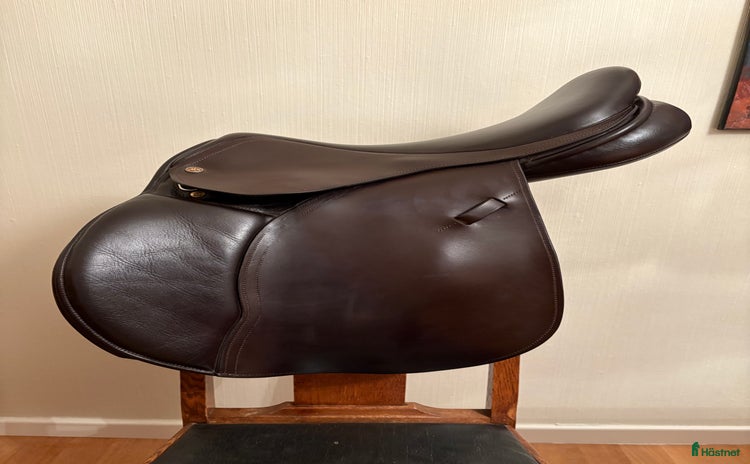 Sadlar hästutrustning till salu: Fin mörkbrun Morris & Nolan i Mölnlycke - Annons 6