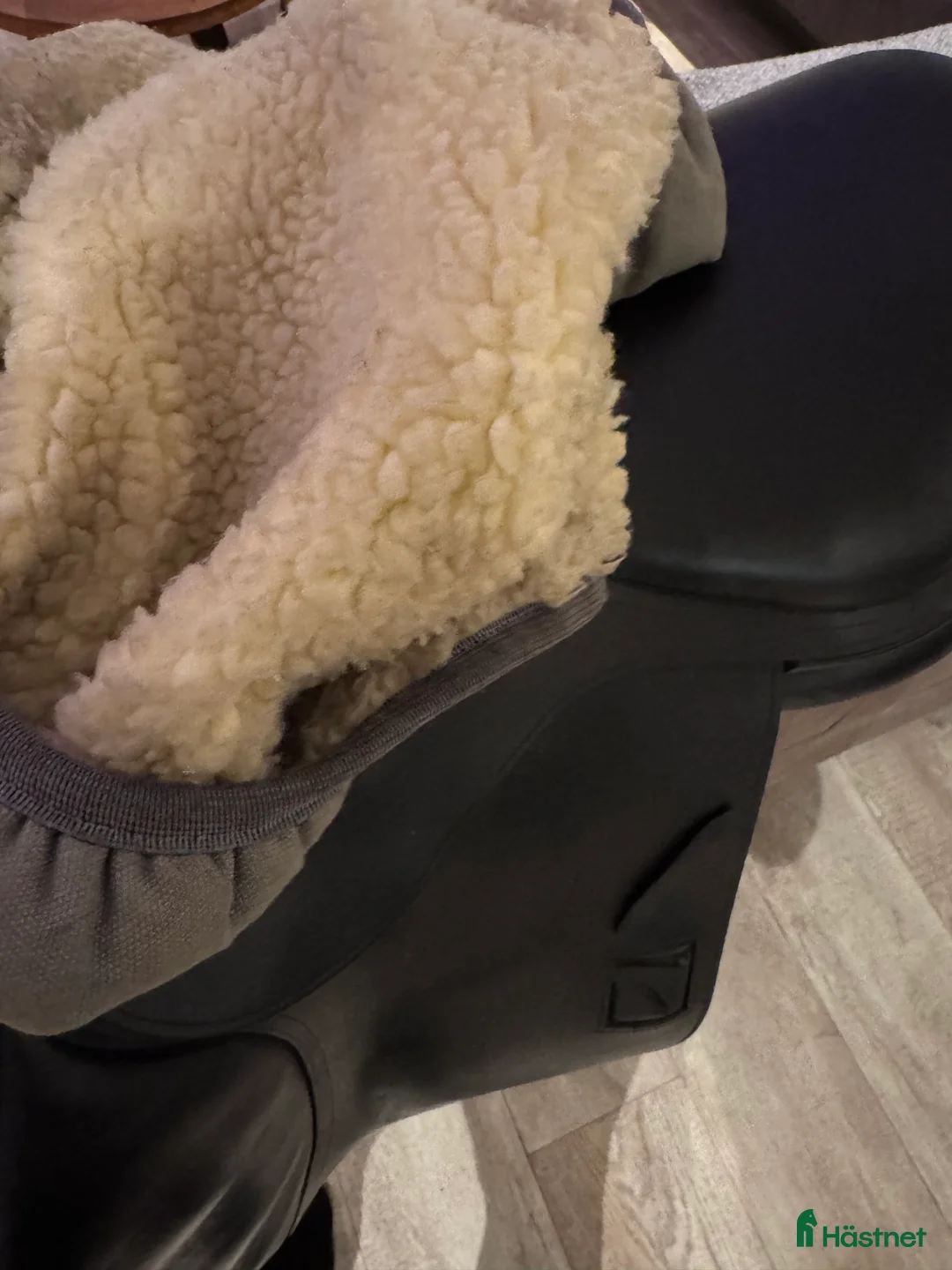 Sadlar hästutrustning till salu: Fin Childeric hoppsadel - drömmen för bra sits ! - Annons 17