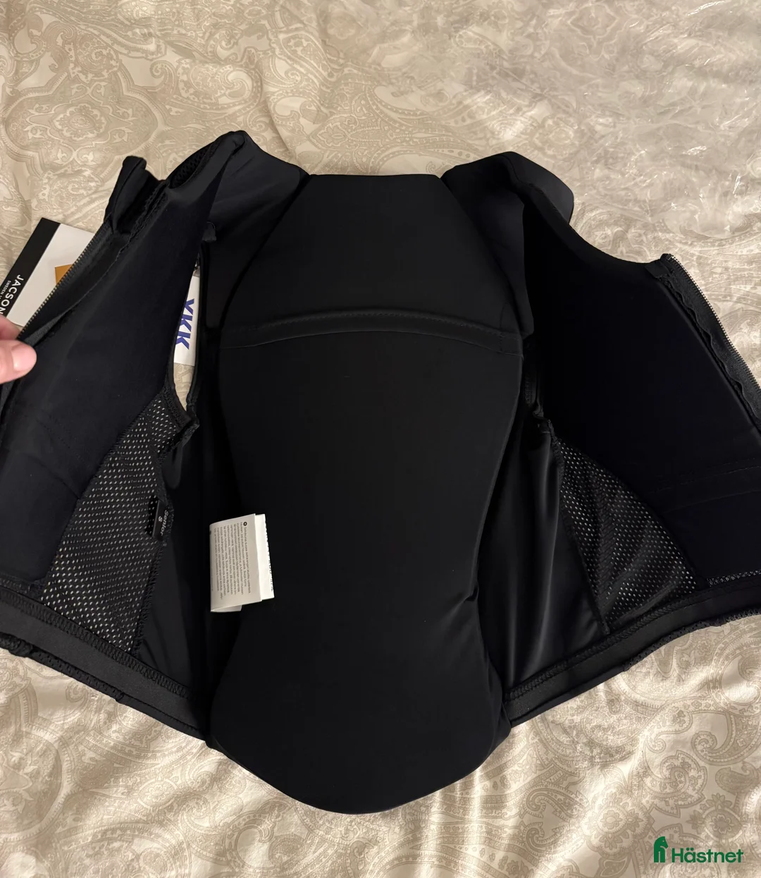 Säkerhetsvästar ryttarutrustning till salu: Ryggskydd ridutrustning  i Eskilstuna - Annons 4