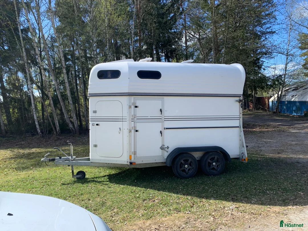 Hästtransporter  fordon & transport till salu: Fint forzab-släp - Annons 1