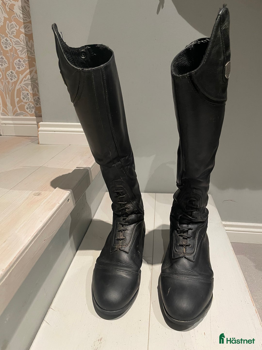 Ridstövlar ryttarutrustning till salu: Fina stövlar  i Mockfjärd - Annons 2