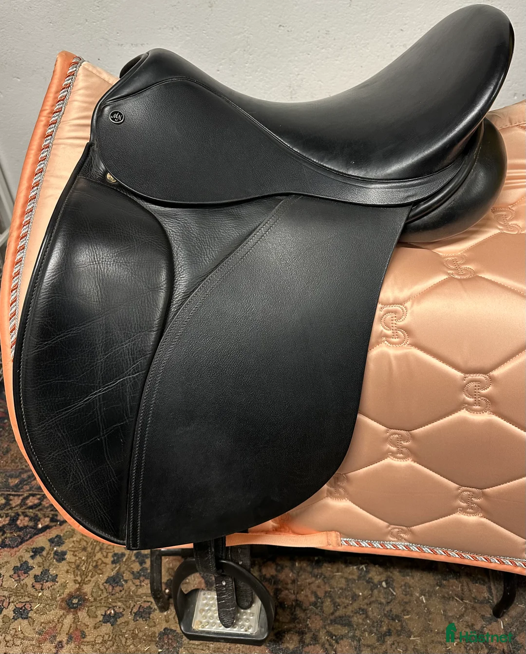 Sadlar hästutrustning till salu: Morris & Nolan Dressyr 16,5 - Annons 1