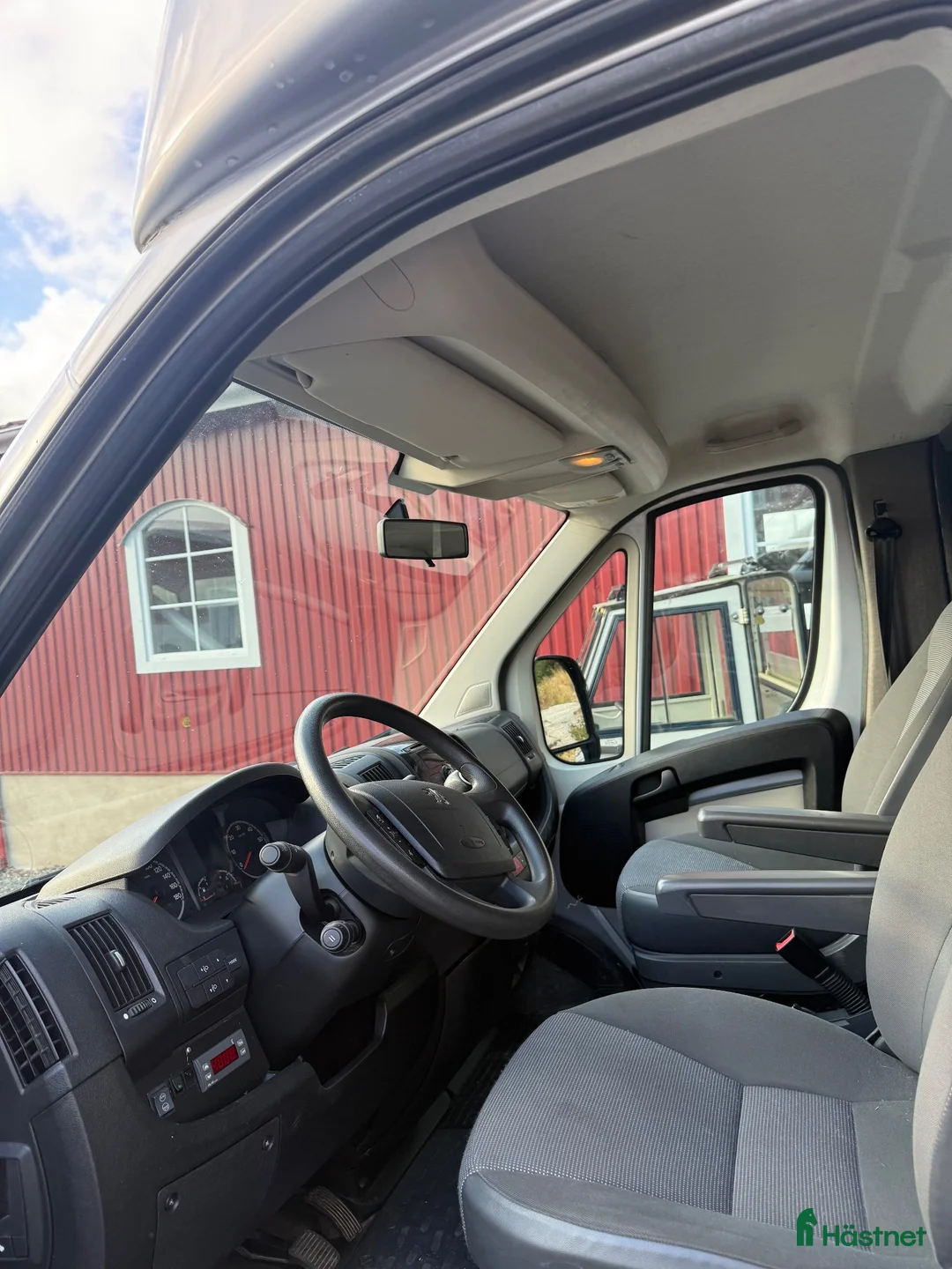 Hästlastbilar  fordon & transport till salu: Theault firsteo 2013  299900kr  - Annons 13