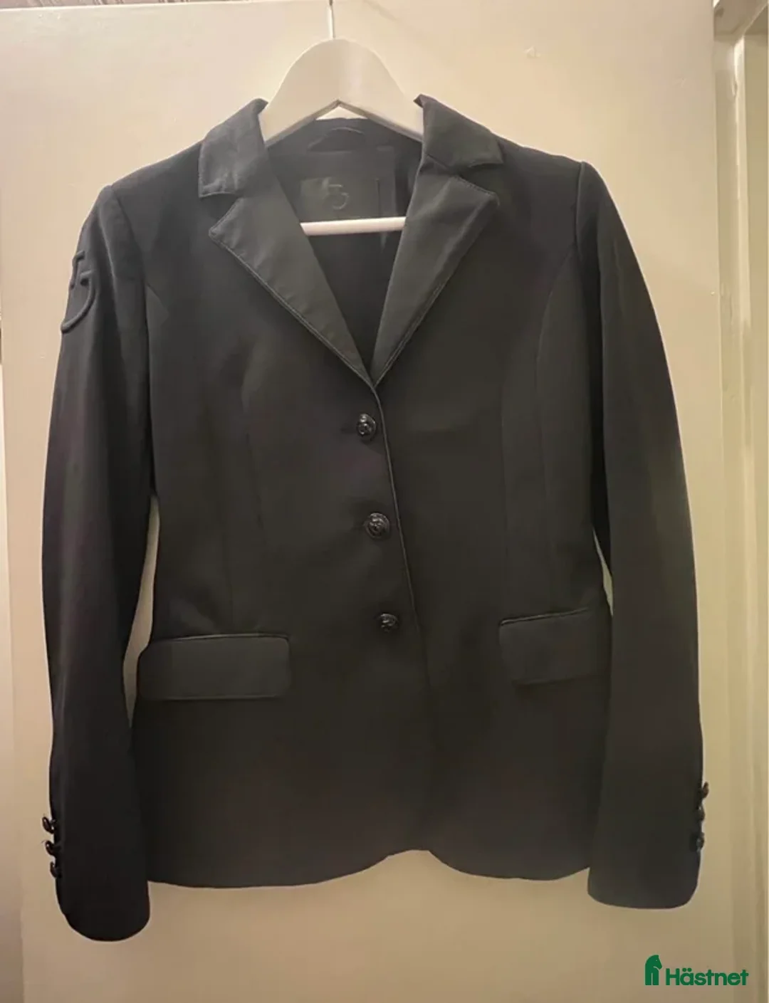 Jackor & Kavajer ryttarutrustning till salu: Cavalleria Toscana GP kavaj  - Annons 1