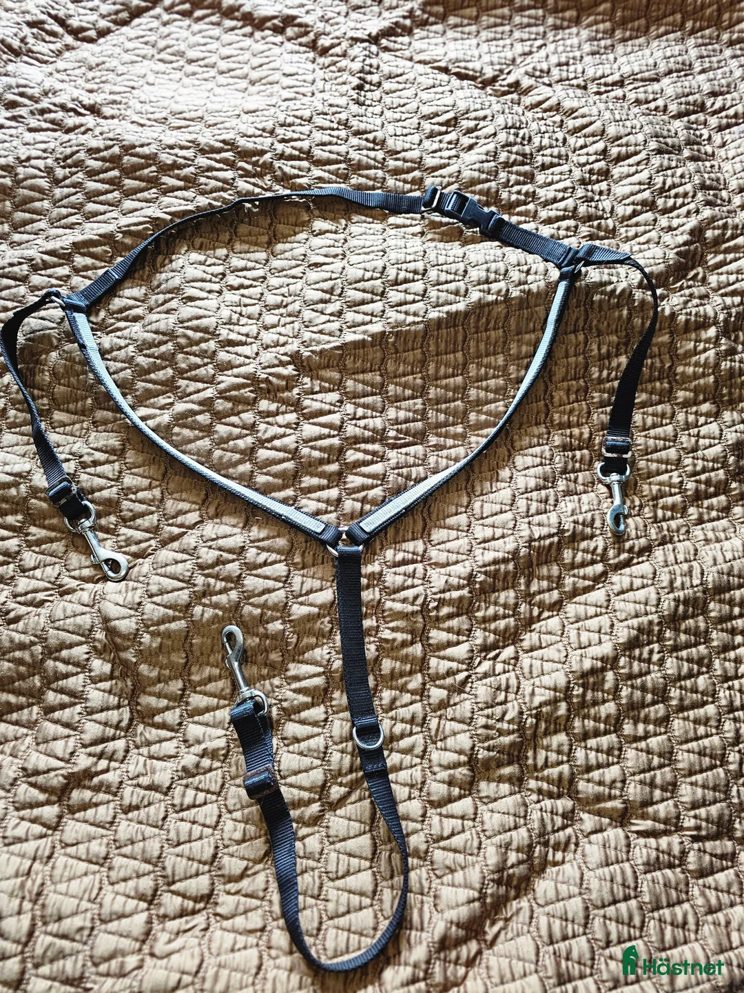 Sadeltillbehör hästutrustning till salu: Förbygel i nylon i Söråker - Annons 1