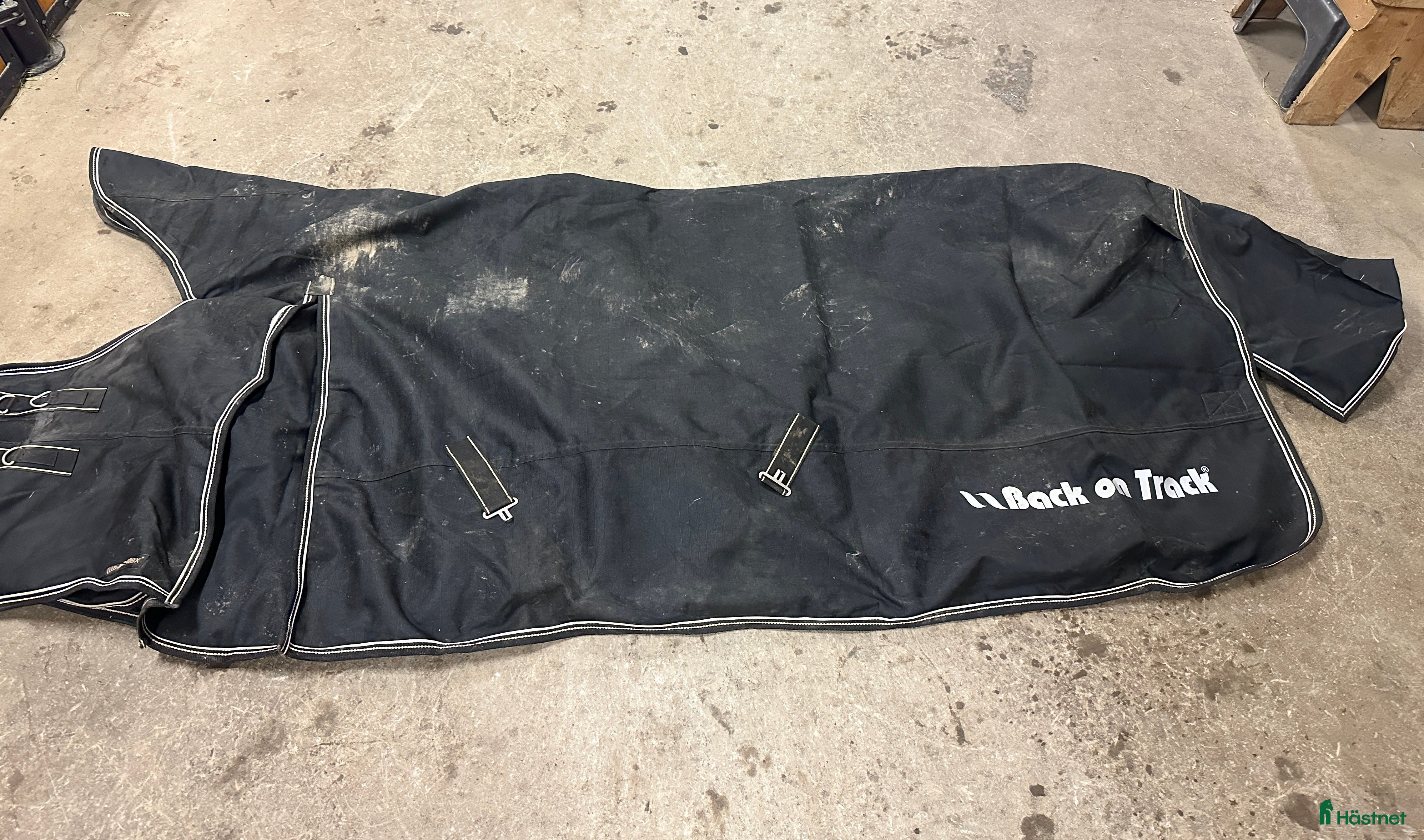 Täcken hästutrustning till salu: Back on Track 50 g i Skövde - Annons 18