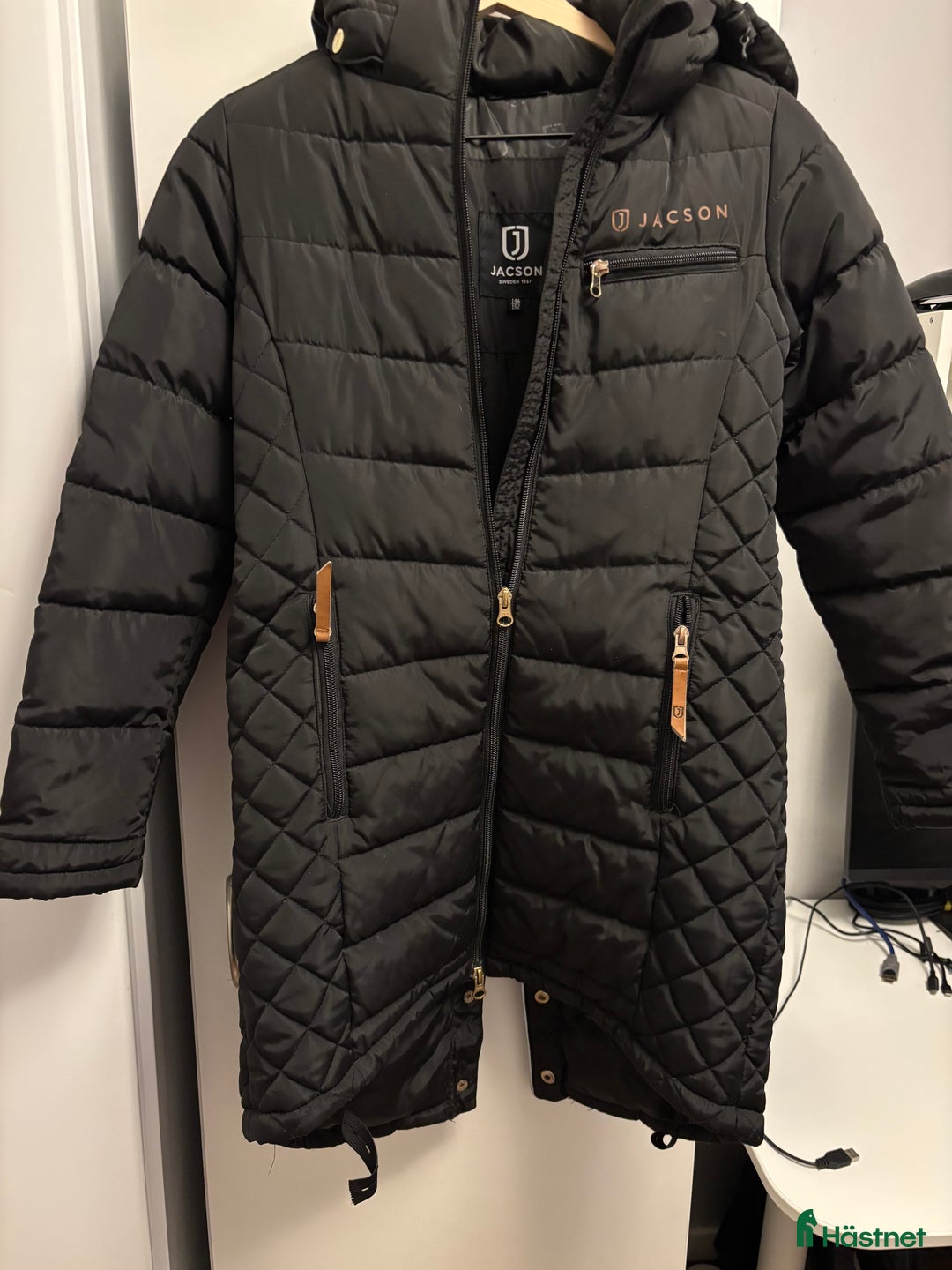 Jackor & Kavajer ryttarutrustning till salu: Mary Jacson jacka i Olofstorp - Annons 1