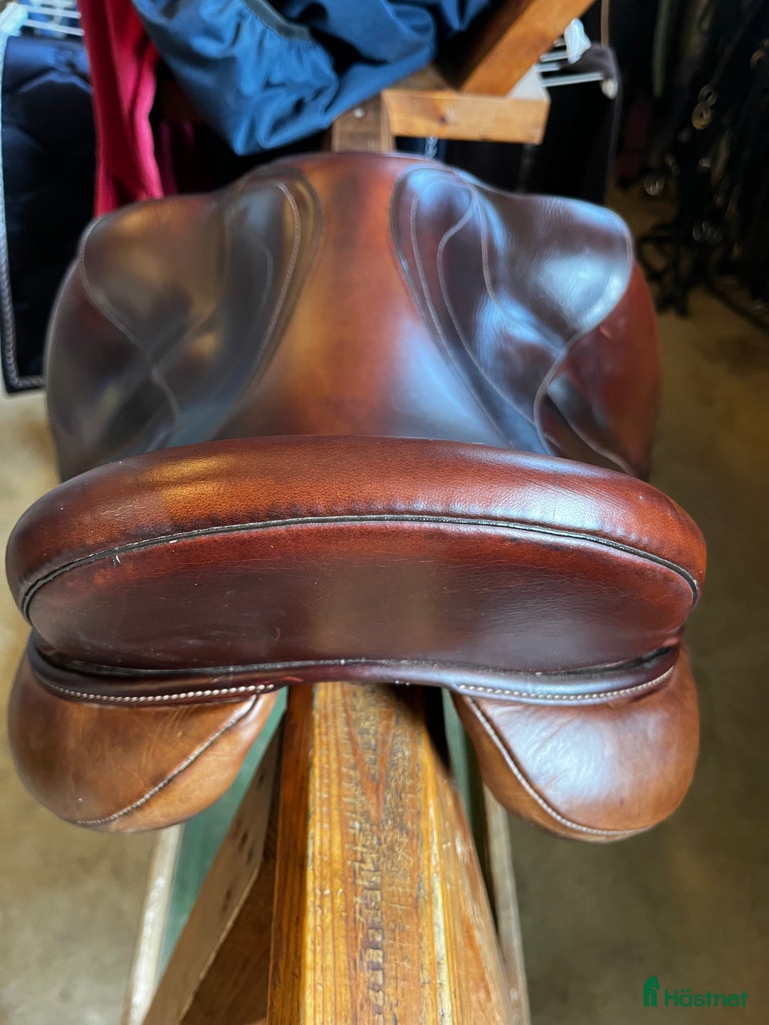 Sadlar hästutrustning till salu: Fantastisk sadel! i Varberg - Annons 3