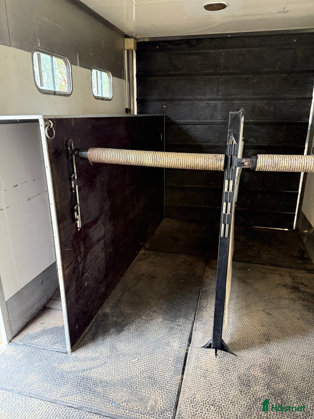 Hästlastbilar  fordon & transport till salu: Hästlastbil Lågmil, nybes, B-kort i Härnösand - Annons 8