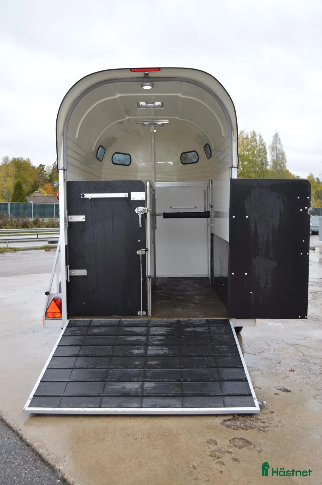Hästtransporter  fordon & transport till salu: Forzab Futuro 220SEH 2018 Totalvikt 1600kg - Annons 6