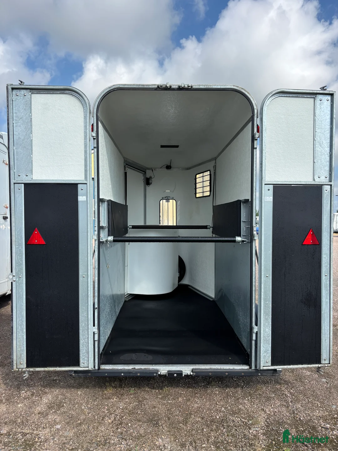 Hästtransporter  fordon & transport till salu: Prissänkt - Fautras JMS ! - Annons 3