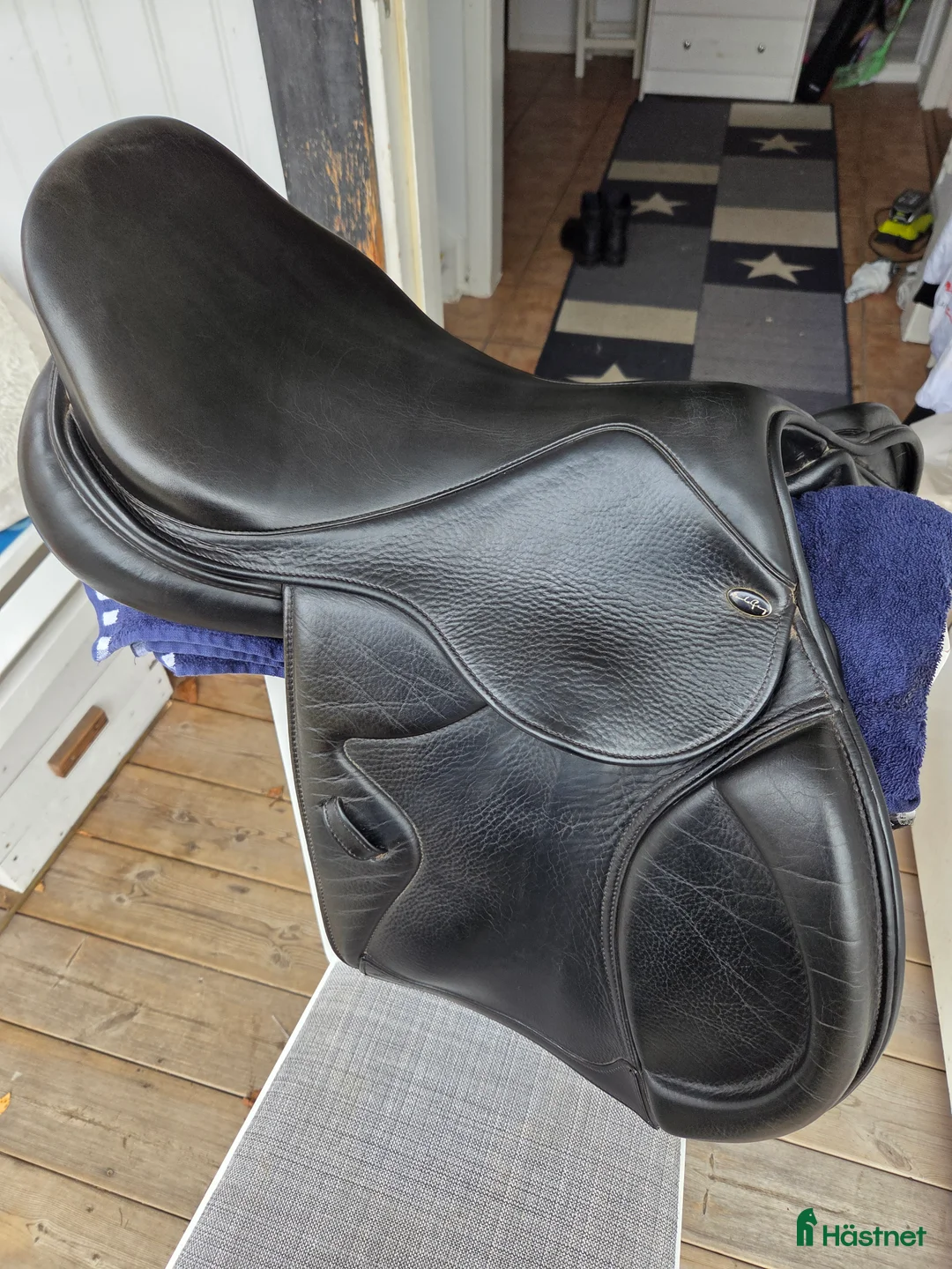 Sadlar hästutrustning till salu: Hoppsadel Santa Cruz Facundo  i Mariestad - Annons 6