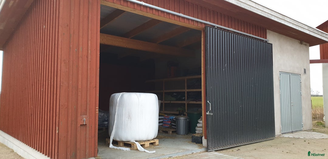  stallplats finnes: Stall om 6-10 boxar uthyres i Kristianstad - Annons 13