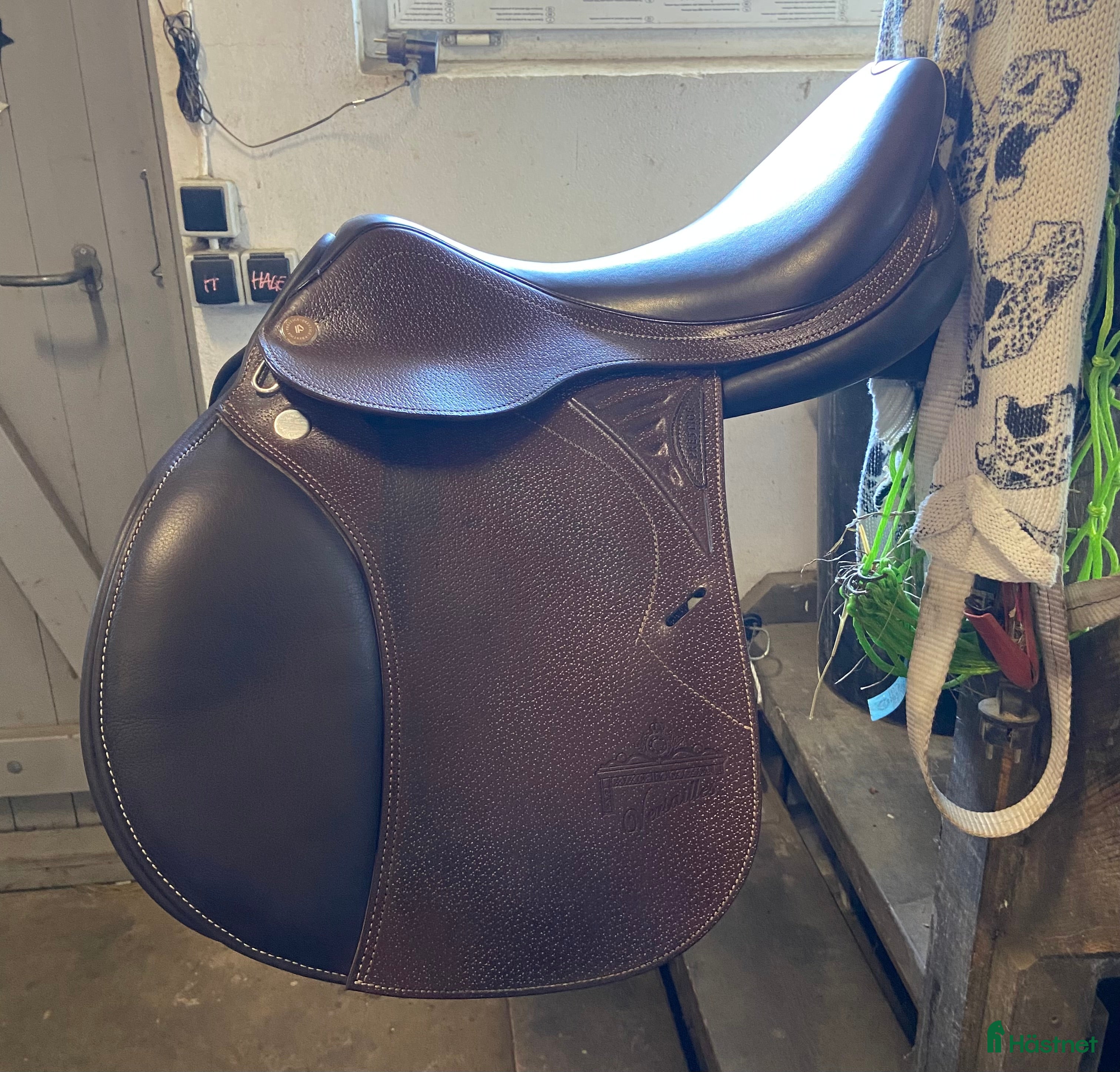 Sadlar hästutrustning Prestige Versailles 17/36 - Annons 16