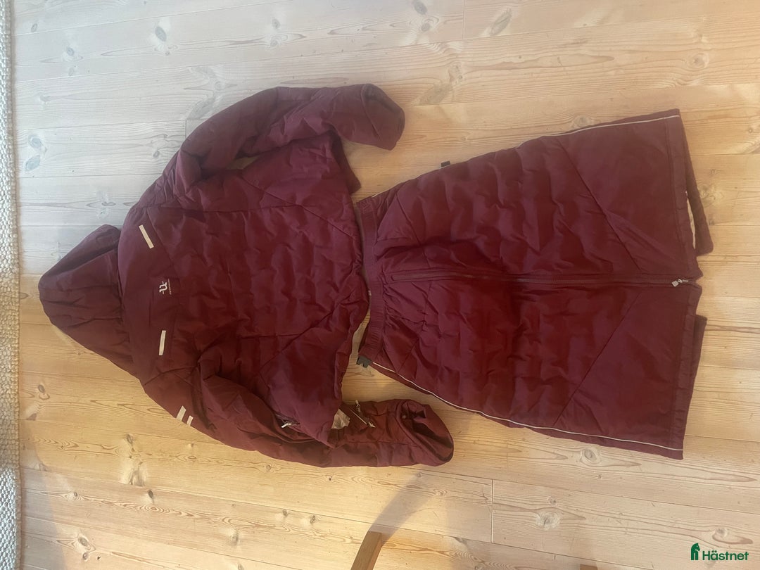 Övrigt Ridkläder ryttarutrustning till salu: Uhip ice jacka med kjol i Ekerö - Annons 4