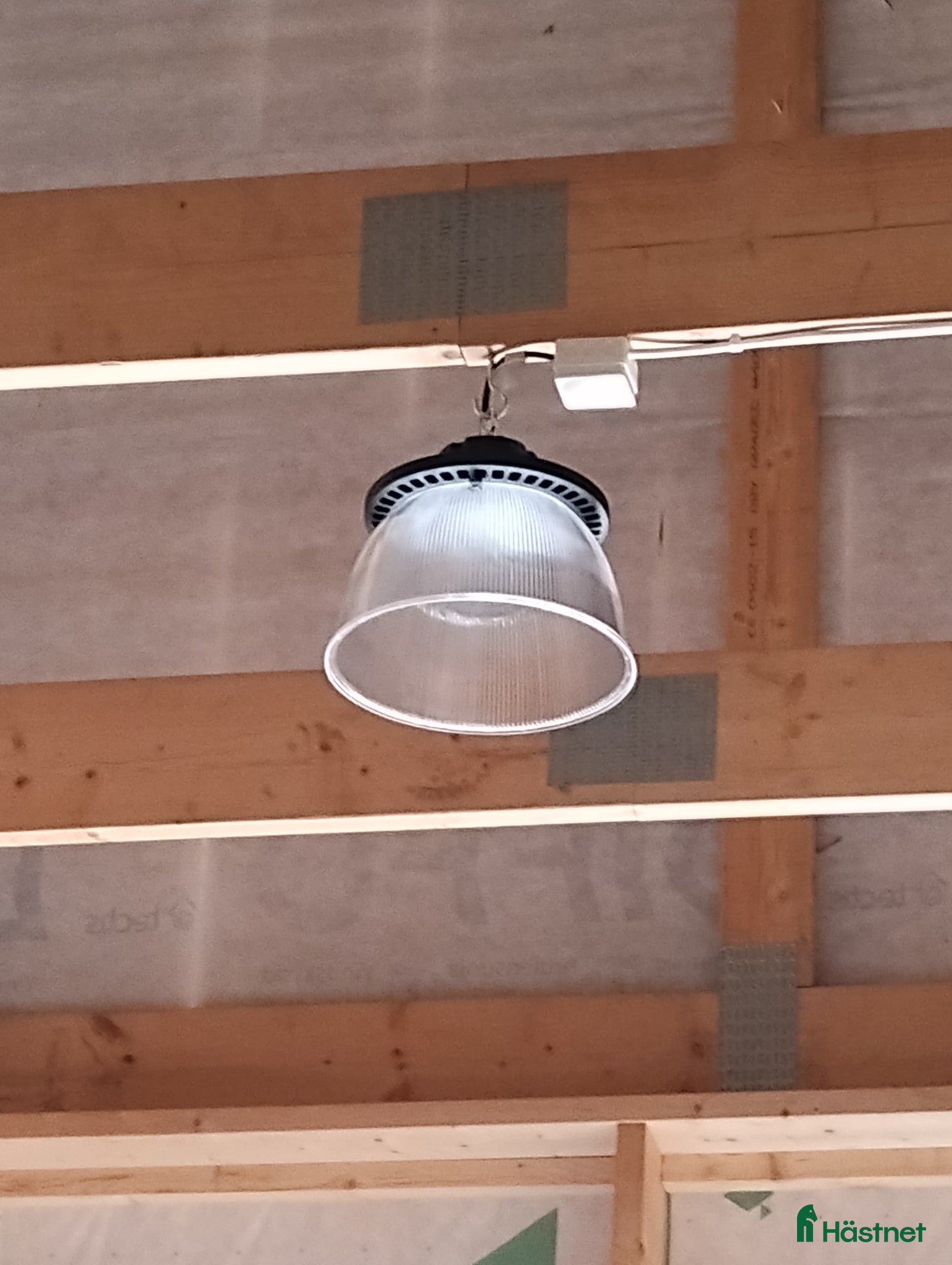 Övrig utrustning övrig utrustning till salu: Belysning stall, lada med kåpa LED - Annons 1