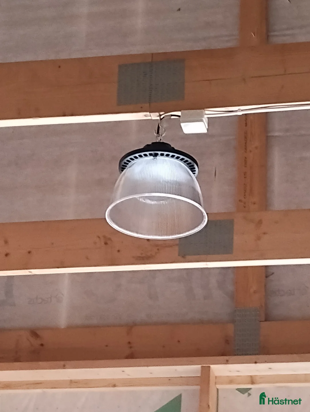 Övrig utrustning övrig utrustning till salu: Belysning stall, lada med kåpa LED - Annons 1