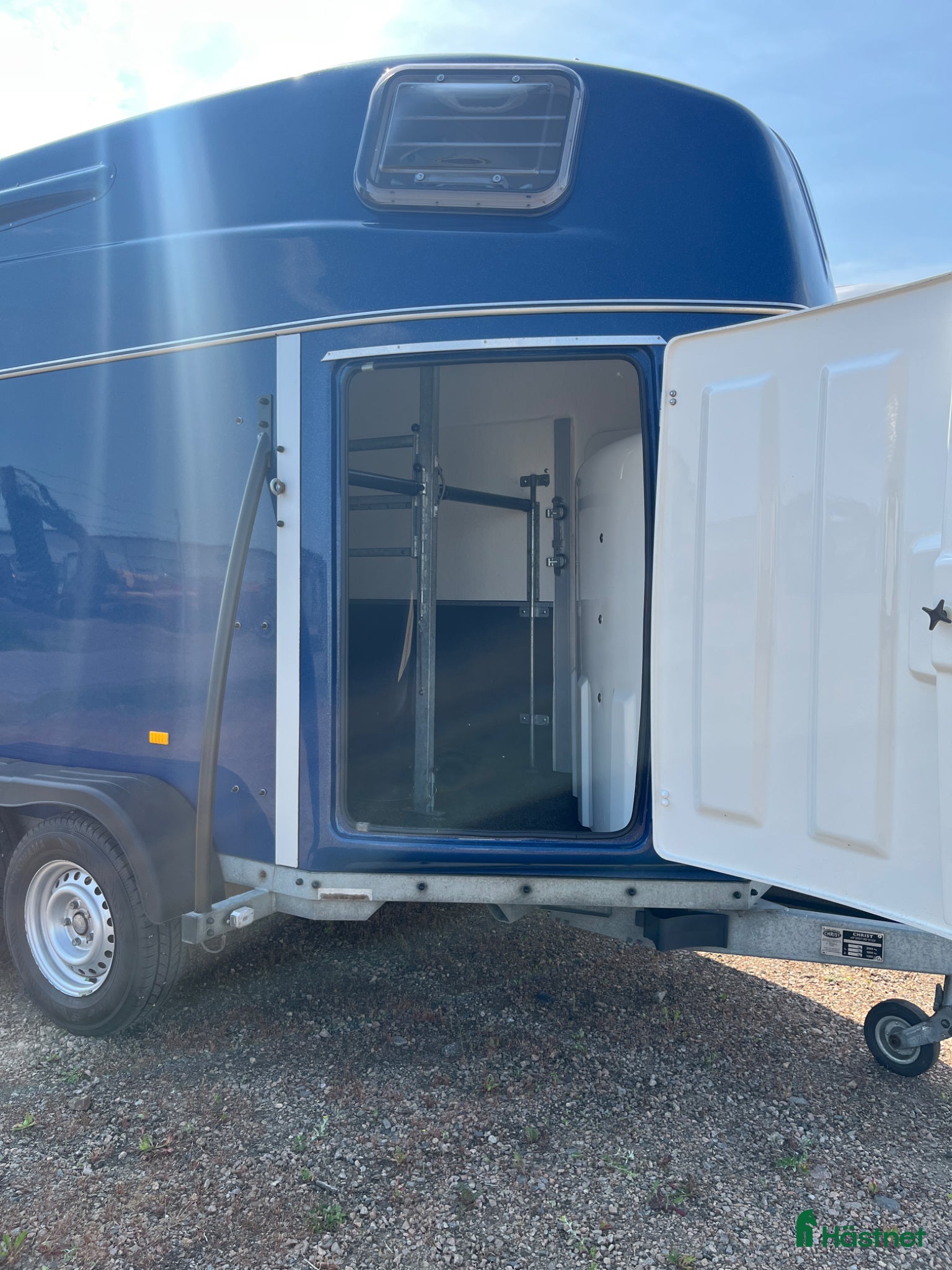 Hästtransporter  fordon & transport till salu: Pedantskött Christ Coral - Annons 2