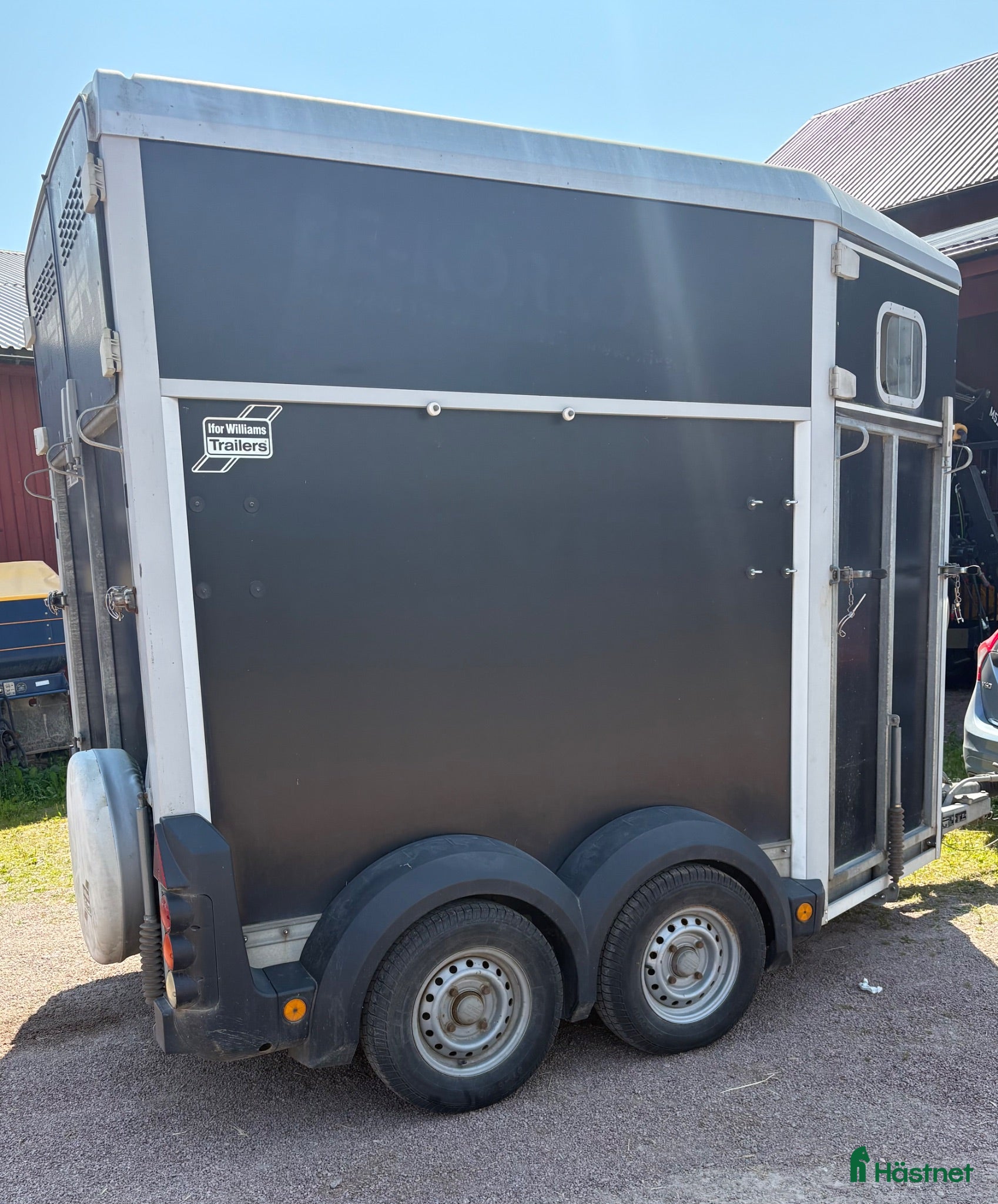 Hästtransporter  fordon & transport till salu: Svart Ifor Williams med fronturlastning - Annons 4