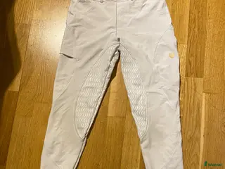 Ridbyxor ryttarutrustning till salu: Tävlingskläder - Annons 3