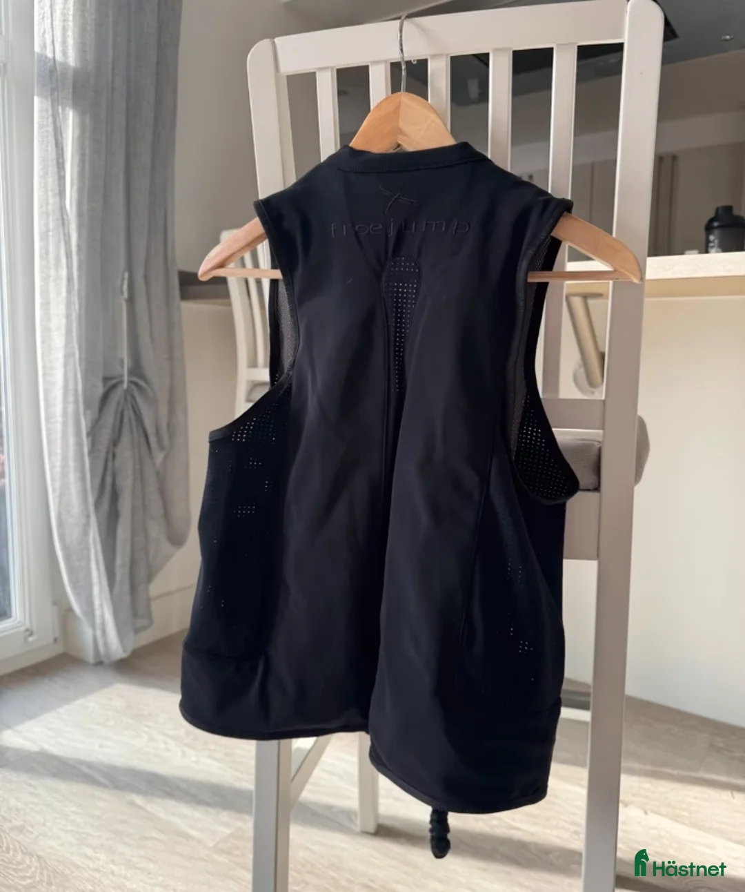 Säkerhetsvästar ryttarutrustning till salu: Freejump säkerhetsväst XS - Annons 2